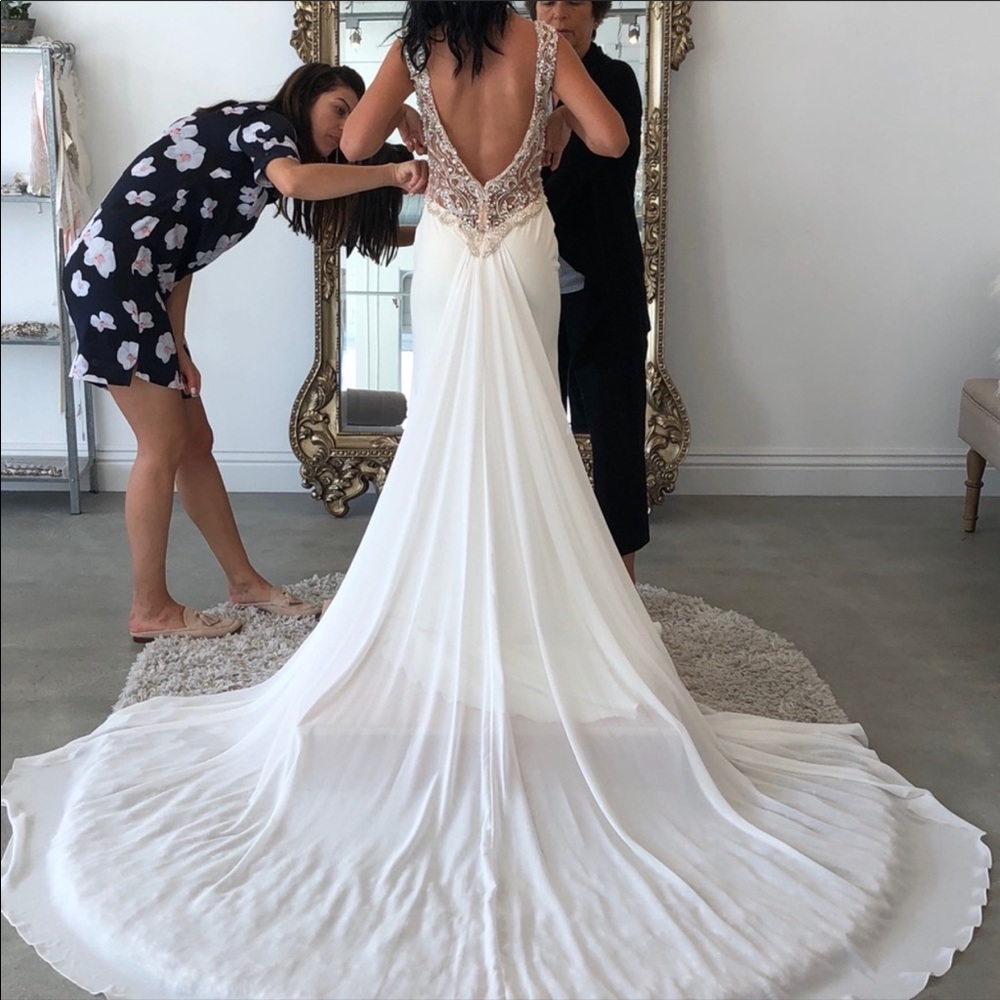 Angel Rivera bridal gown never worn